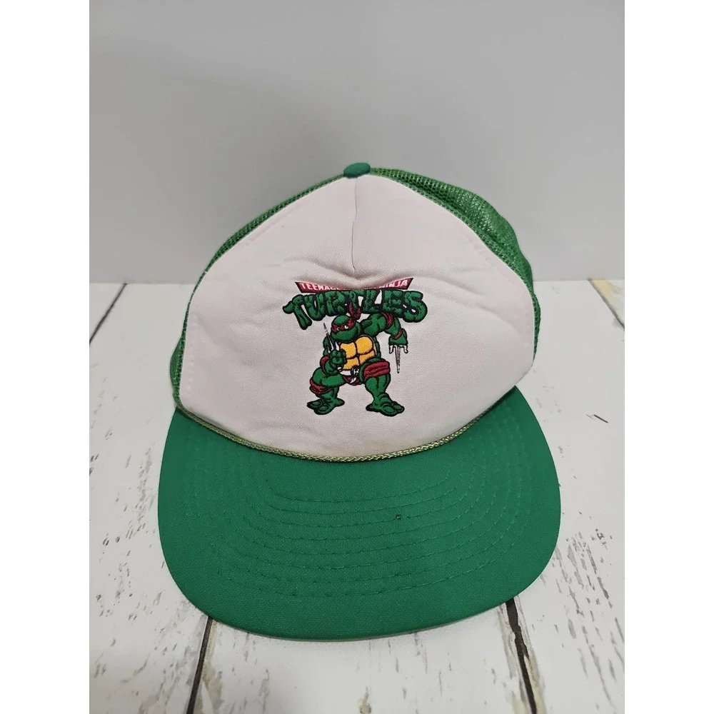 Teenage Mutant Ninja Turtles (Raphael) rope-trim mesh trucker hat